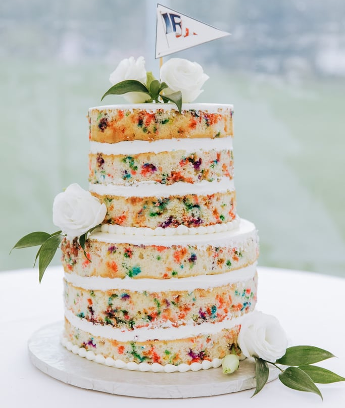 100 years of the wedding cake